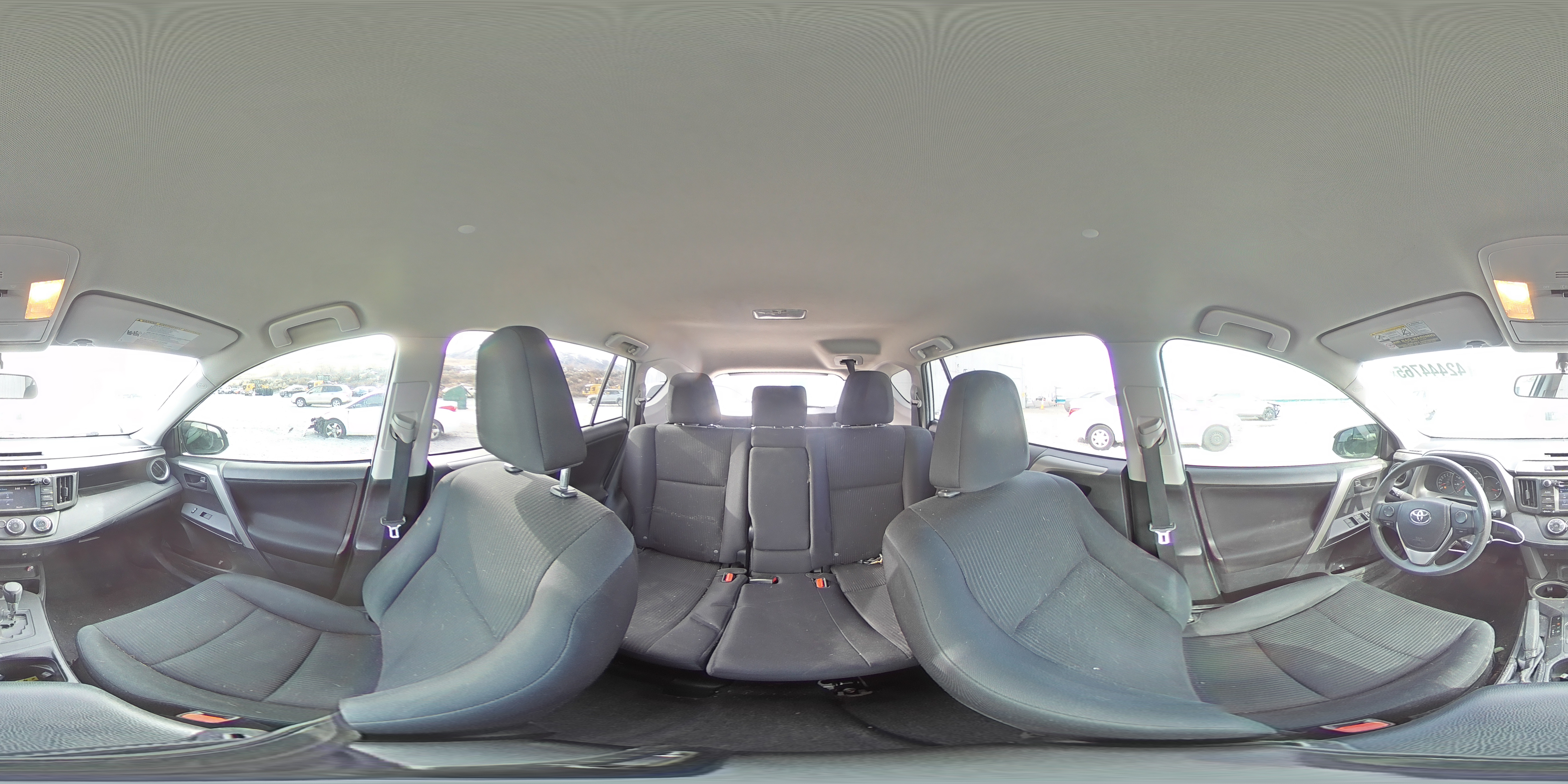 2016 Toyota RAV 4 - Image 13