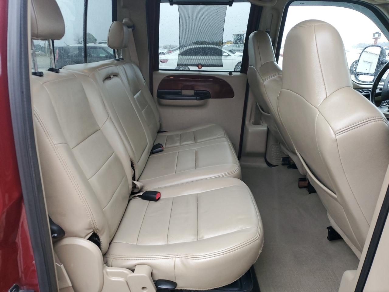 2006 Ford F250 - Image 10