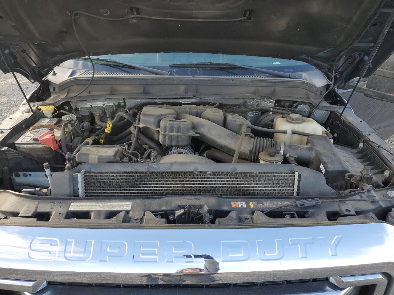 2015 Ford F350 - Image 14