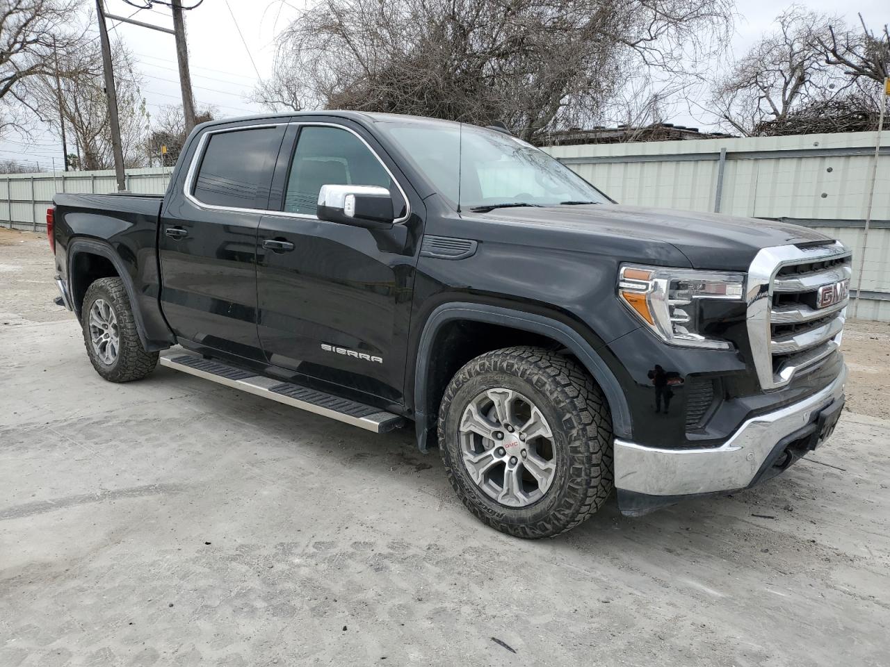 2020 GMC Sierra - Image 4