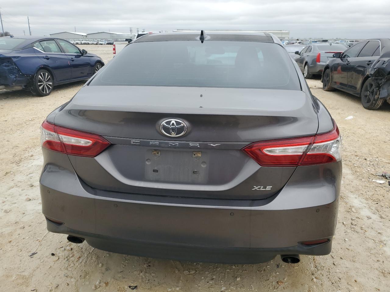 2018 Toyota Camry - Image 6