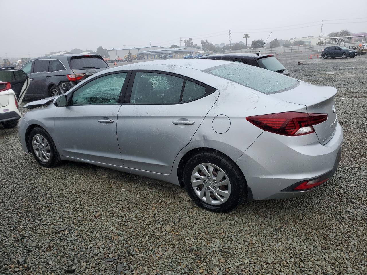 2020 Hyundai Elantra - Image 2