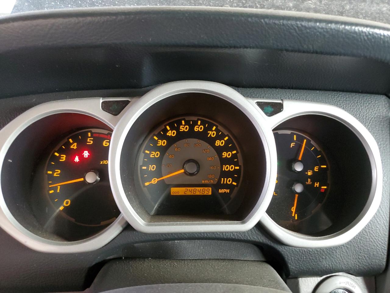 2004 Toyota 4Runner - Image 9