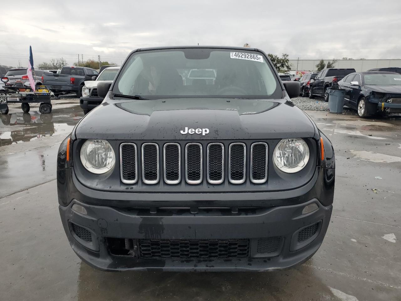 2017 Jeep Renegade - Image 5