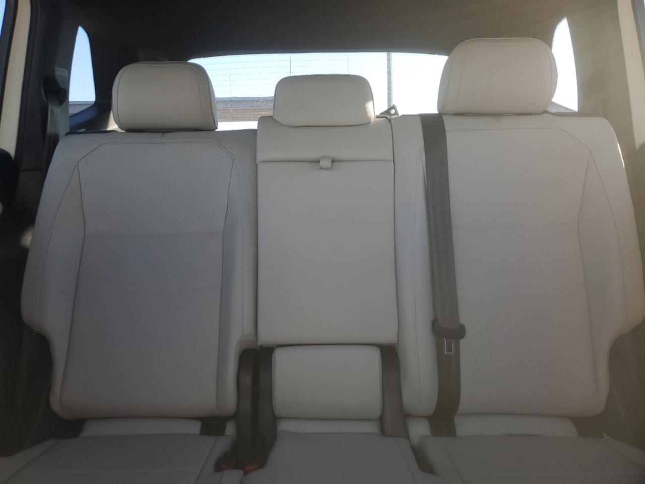 2021 Volkswagen Tiguan - Image 10