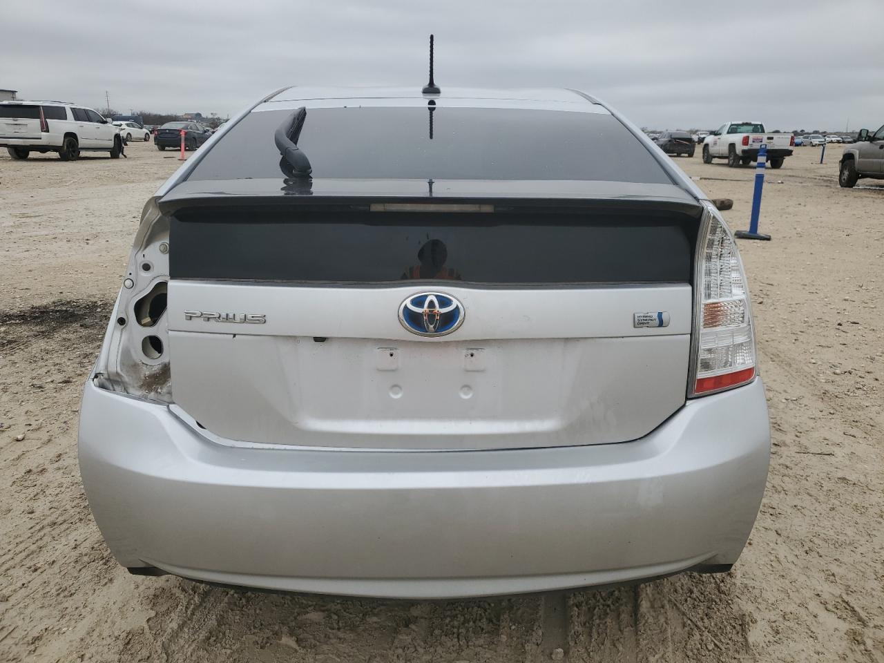 2011 Toyota Prius - Image 6