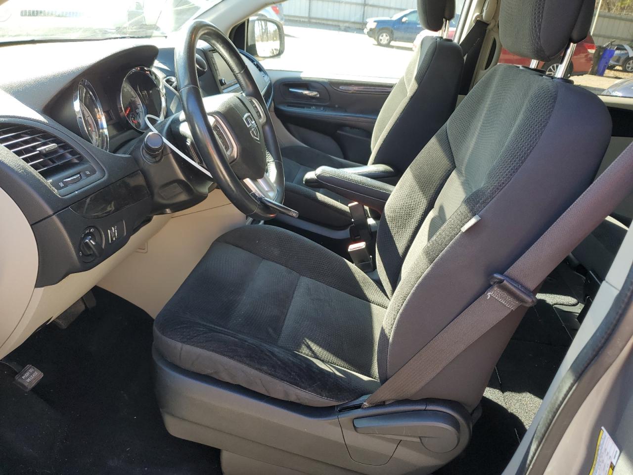 2017 Dodge Caravan - Image 7