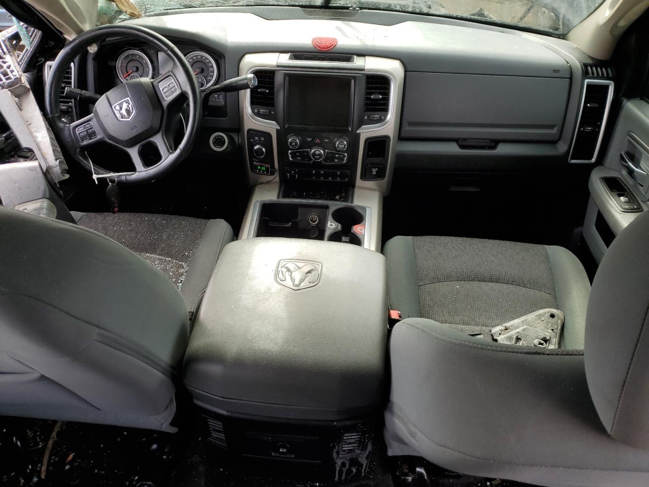 2015 RAM 2500 - Image 8