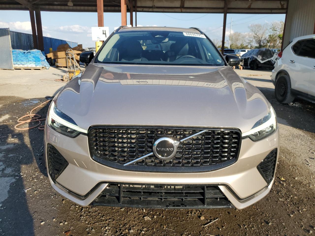 2023 Volvo XC60 - Image 5