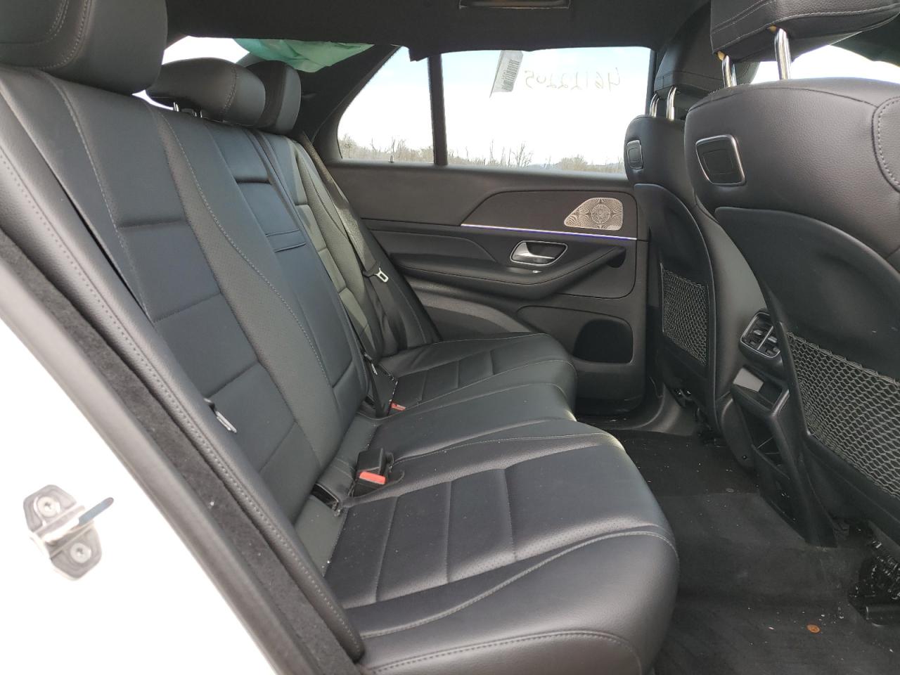 2020 Mercedes-Benz GLE - Image 11