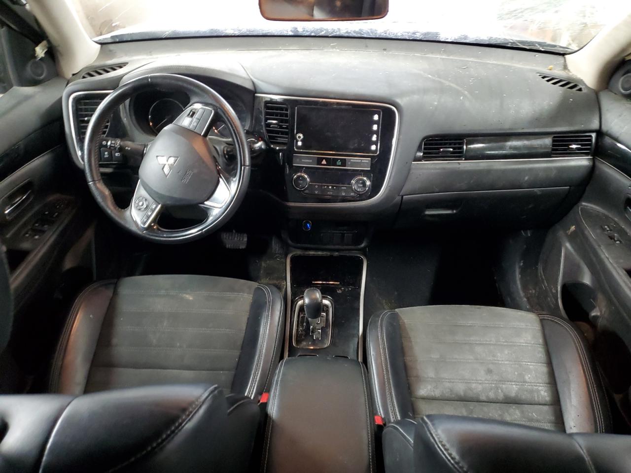 2019 Mitsubishi Outlander - Image 8