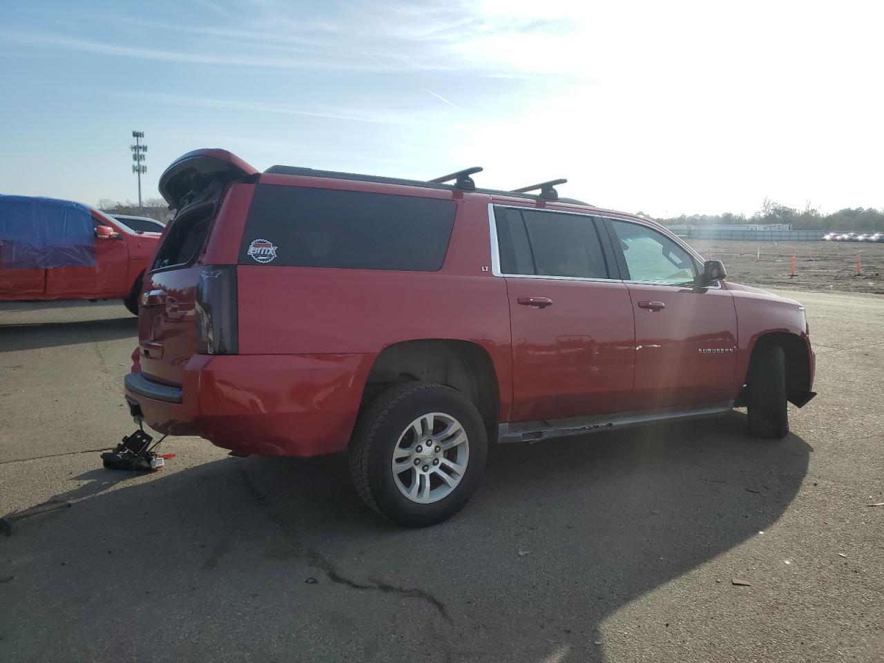 2015 Chevrolet Suburban - Image 3