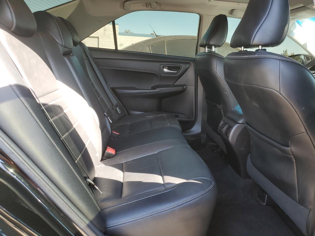2017 Toyota Camry - Image 10