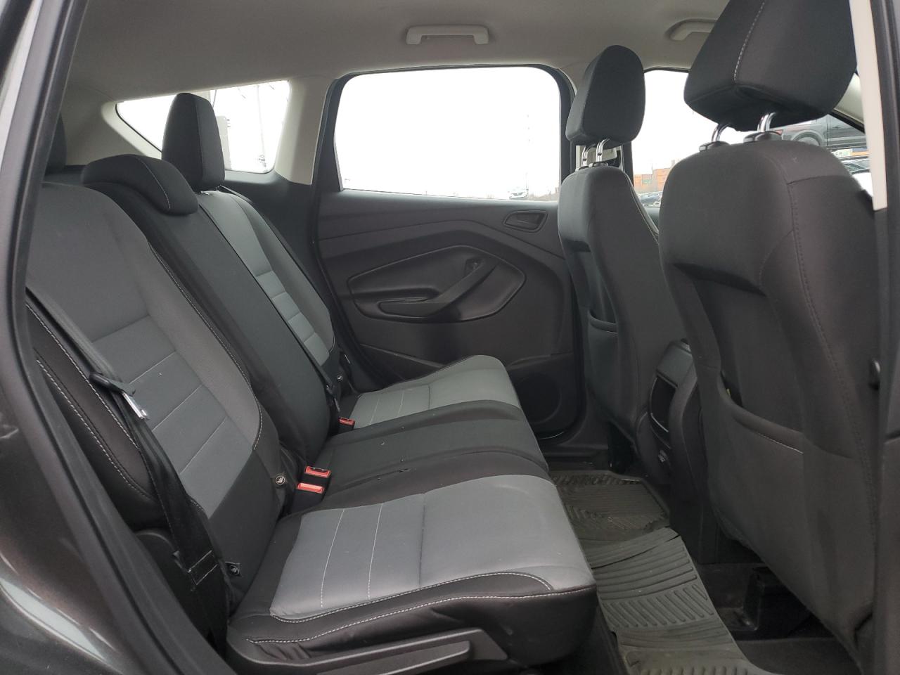 2017 Ford Escape - Image 11