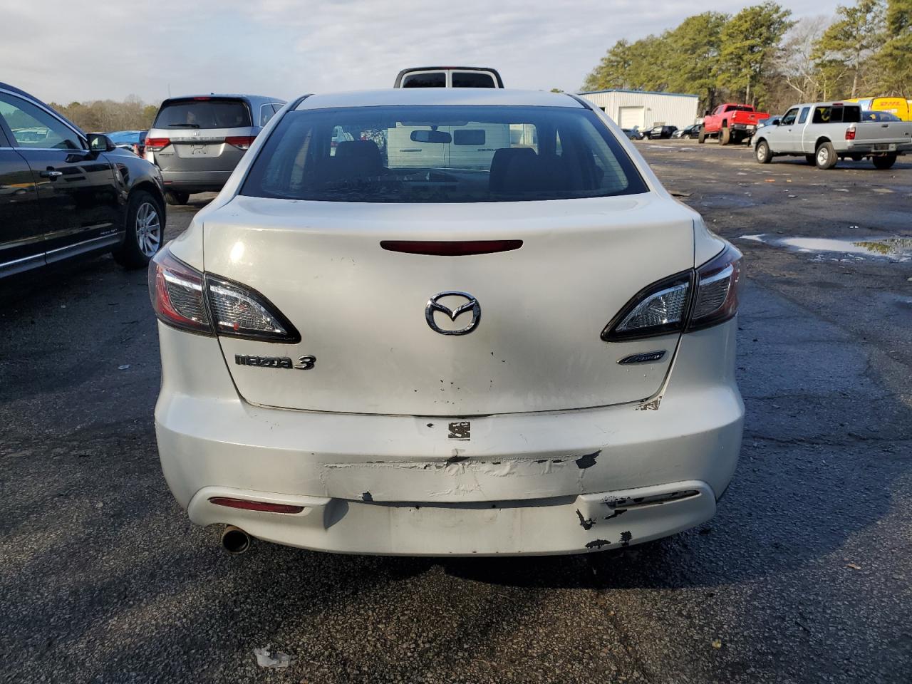 2012 Mazda 3 - Image 6