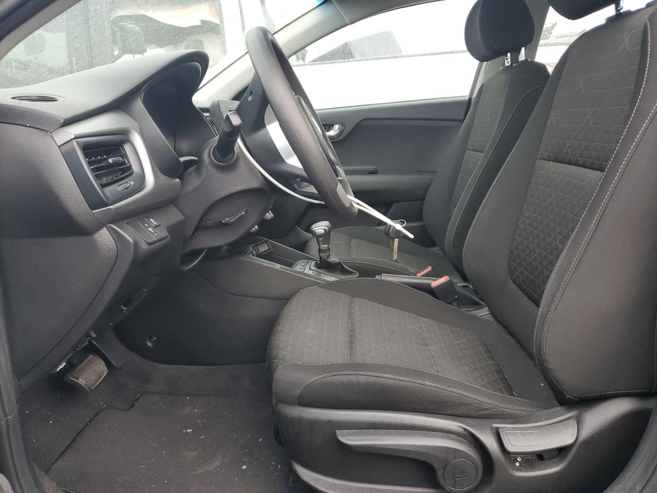 2019 Kia Rio - Image 7