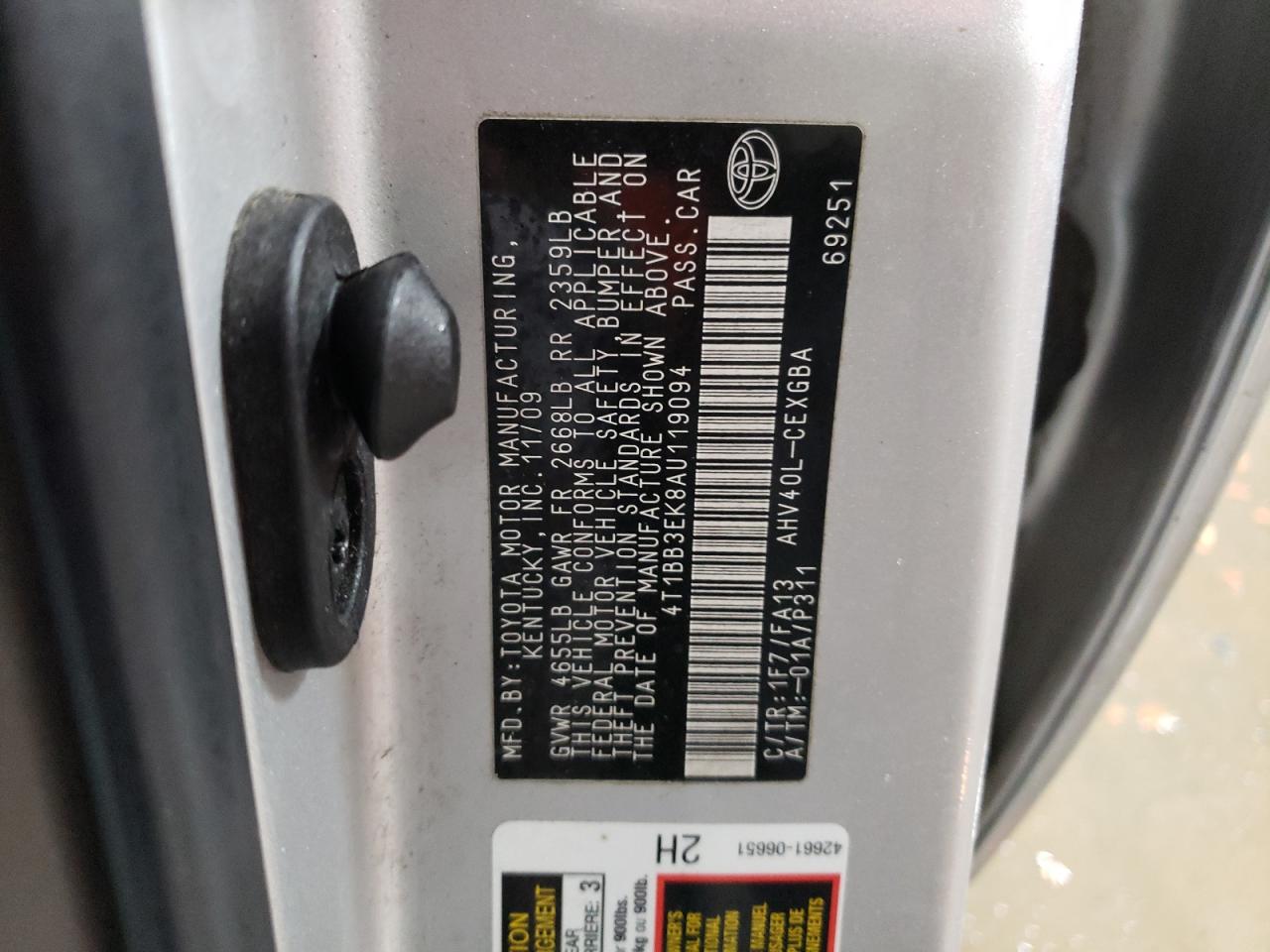 2010 Toyota Camry - Image 13