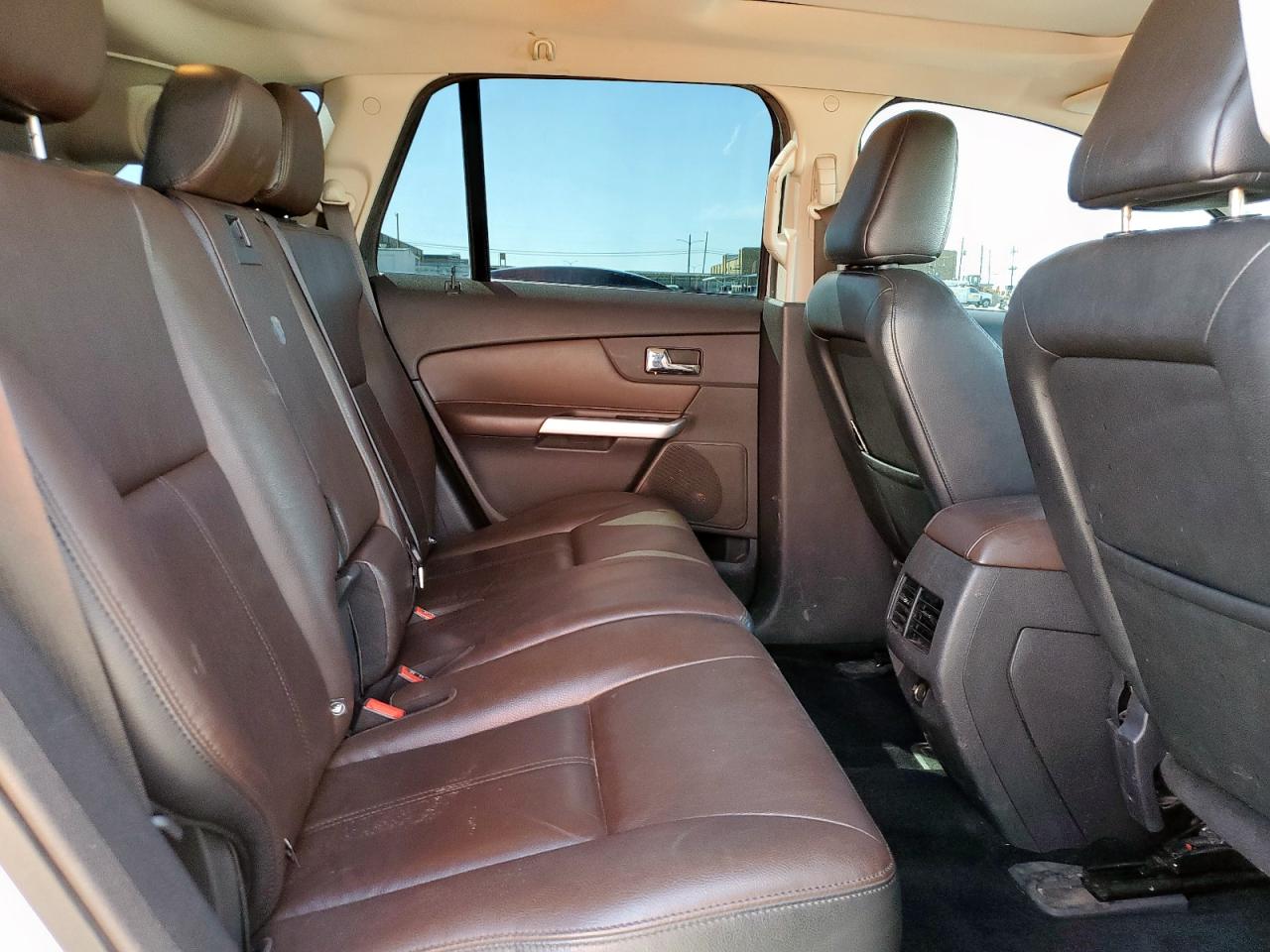 2011 Ford Edge - Image 11