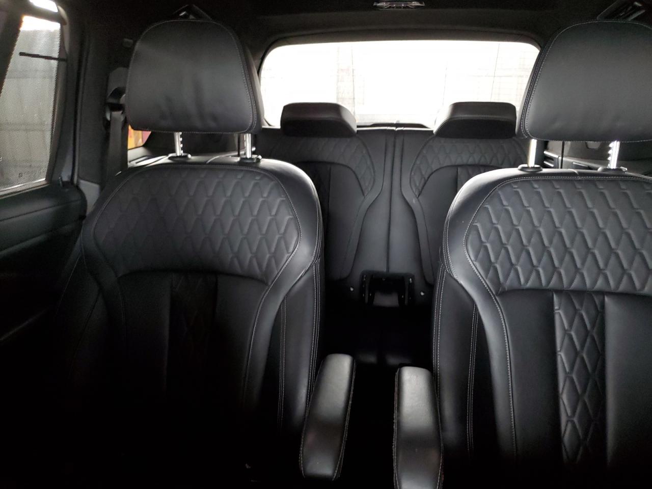 2021 BMW X7 - Image 10