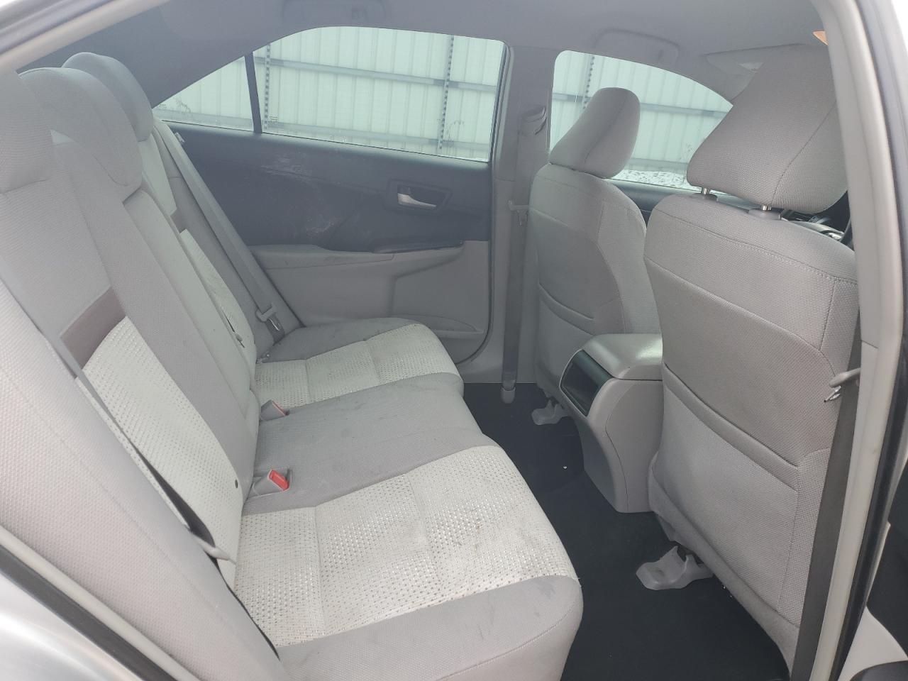 2013 Toyota Camry - Image 10
