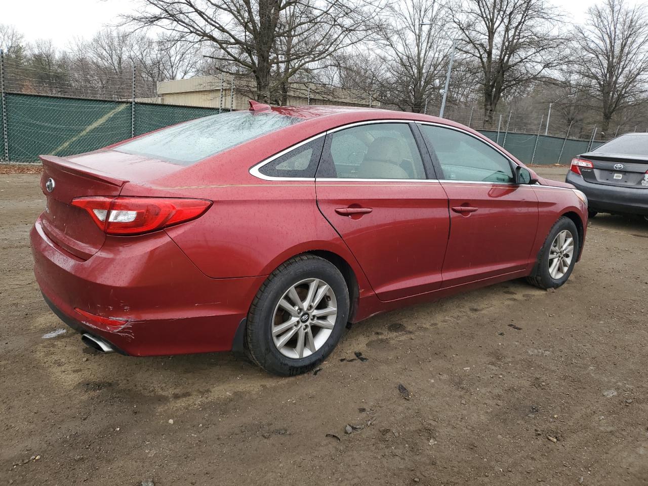 2015 Hyundai Sonata - Image 3