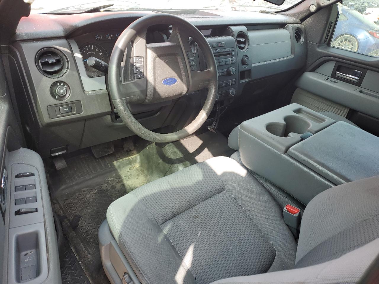 2013 Ford F-150 - Image 8