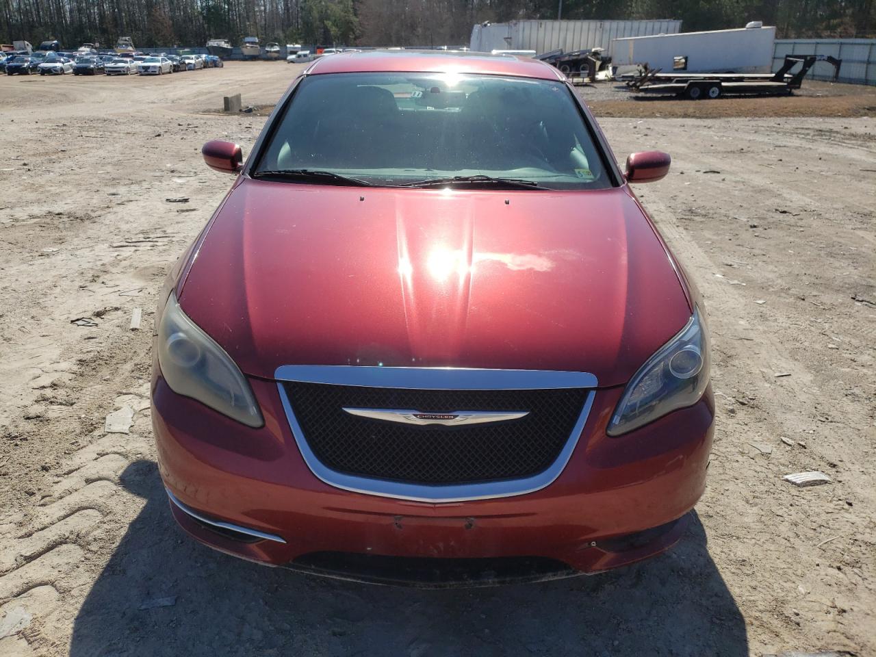 2014 Chrysler 200 - Image 5