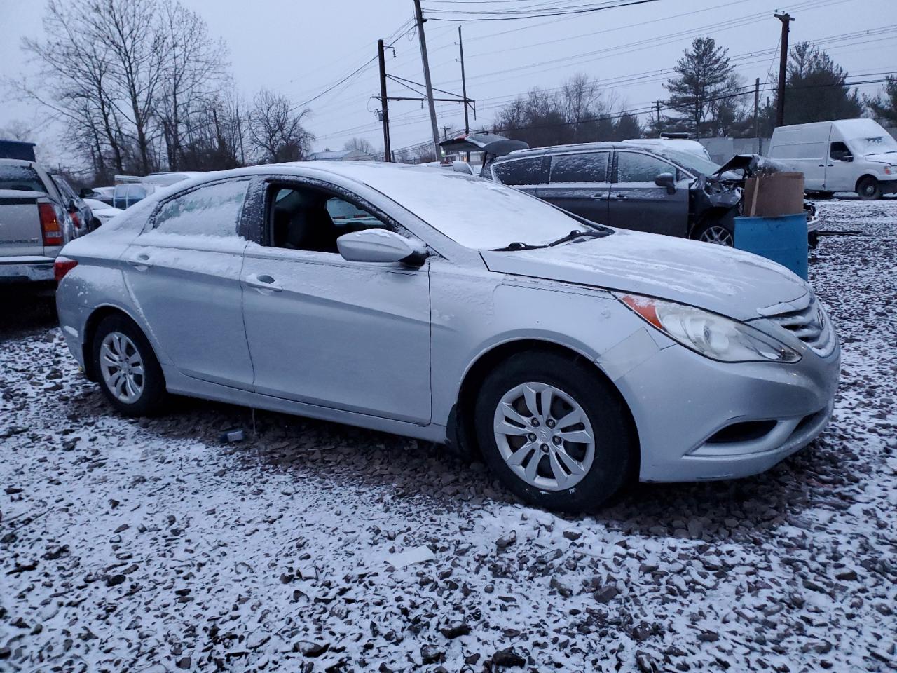 2011 Hyundai Sonata - Image 4
