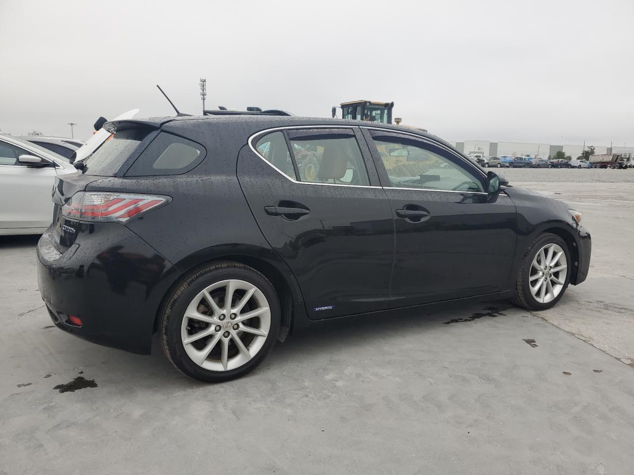 2012 Lexus CT - Image 3