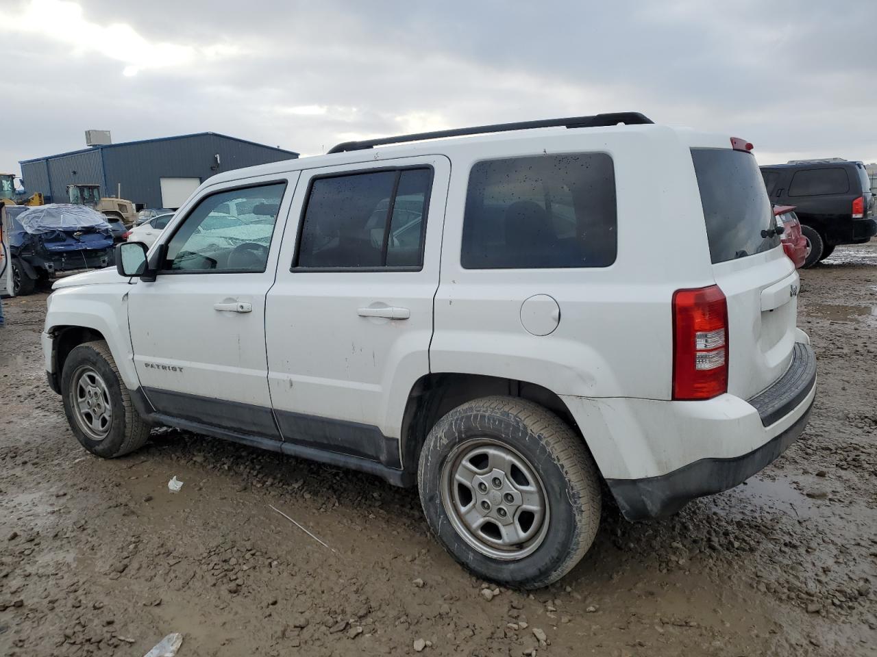 2014 Jeep Liberty (Patriot) - Image 2