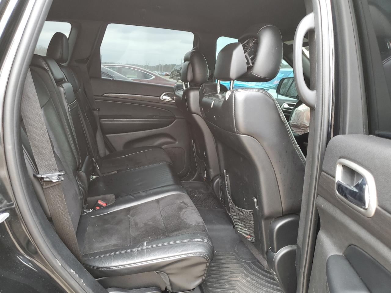 2018 Jeep Grand Cherokee - Image 11
