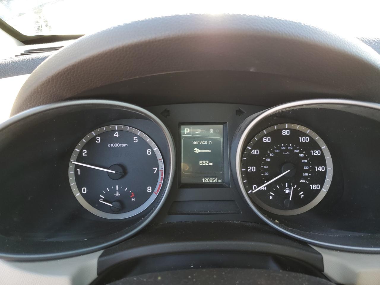 2018 Hyundai Santa Fe - Image 9