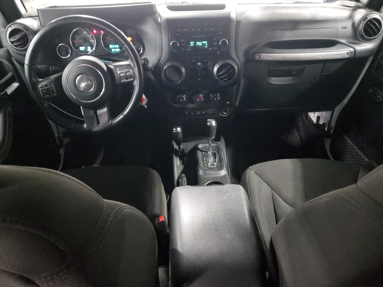 2017 Jeep Wrangler - Image 8