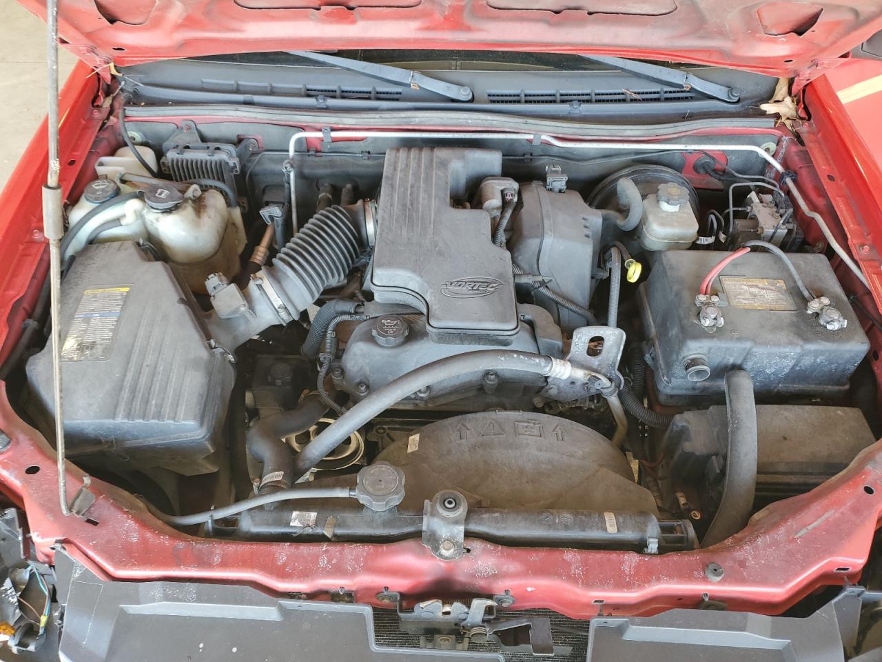 2005 Chevrolet Colorado - Image 11