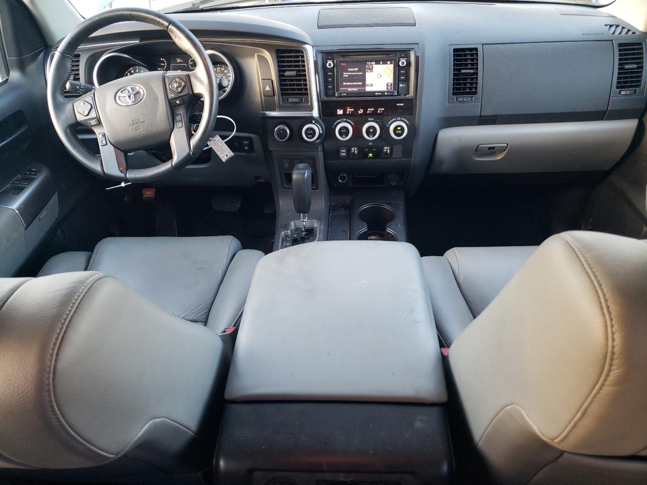 2018 Toyota Sequoia Sr5 VIN: 5TDBY5G1XJS156249 Lot: 45399255