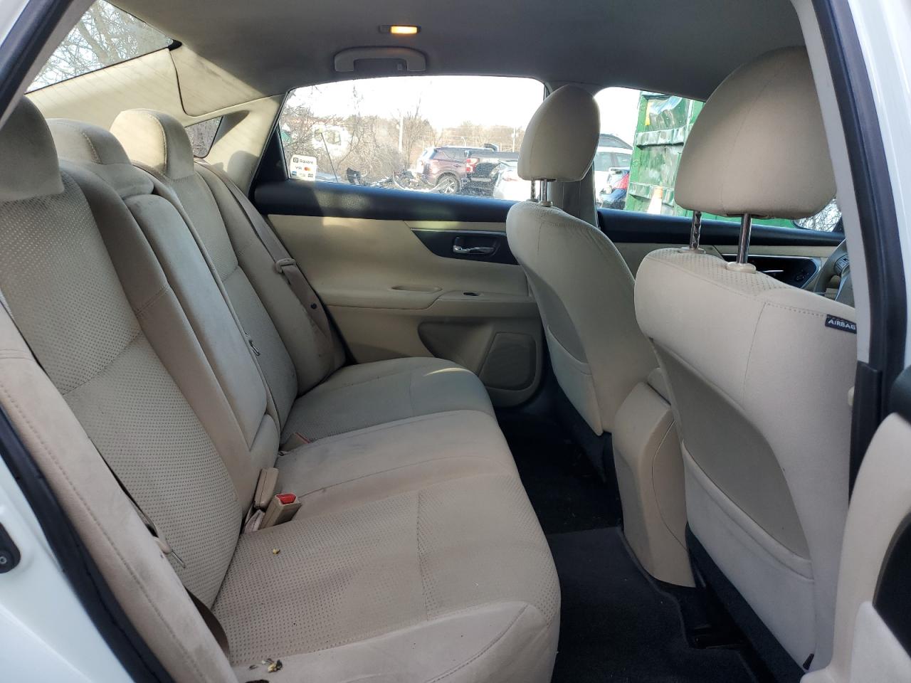 2015 Nissan Altima - Image 10