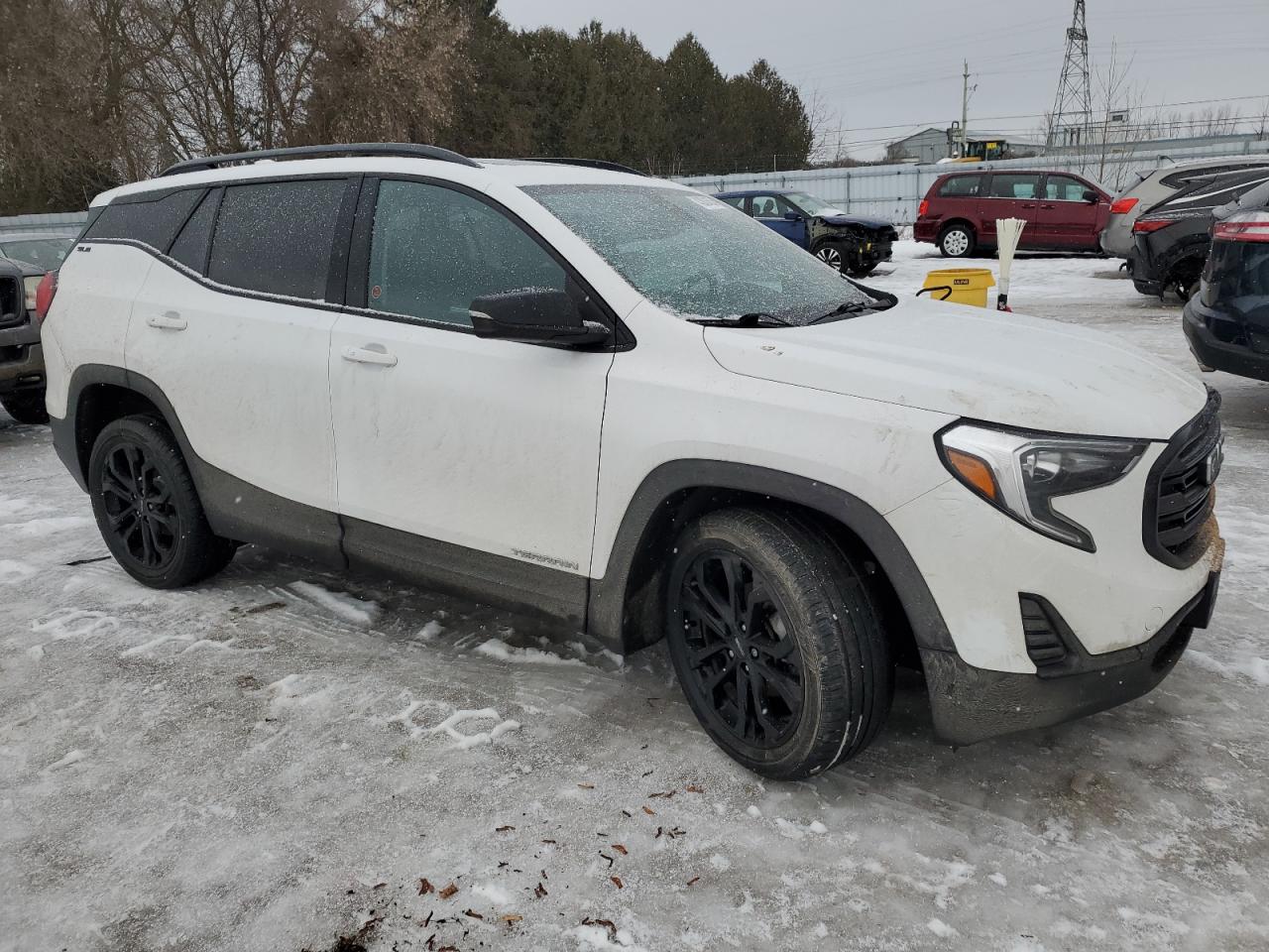 2021 GMC Terrain - Image 4