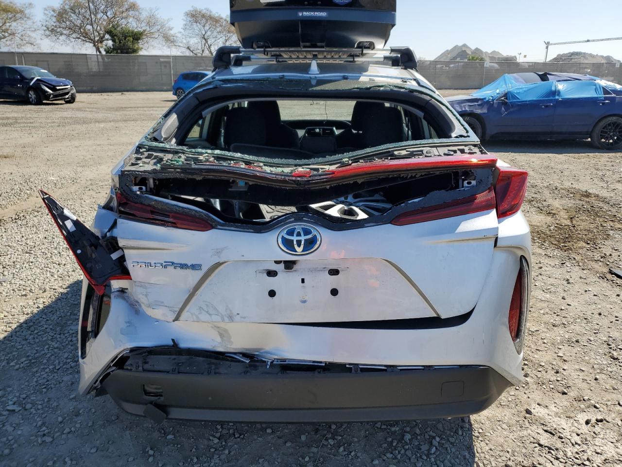 2020 Toyota Prius - Image 6