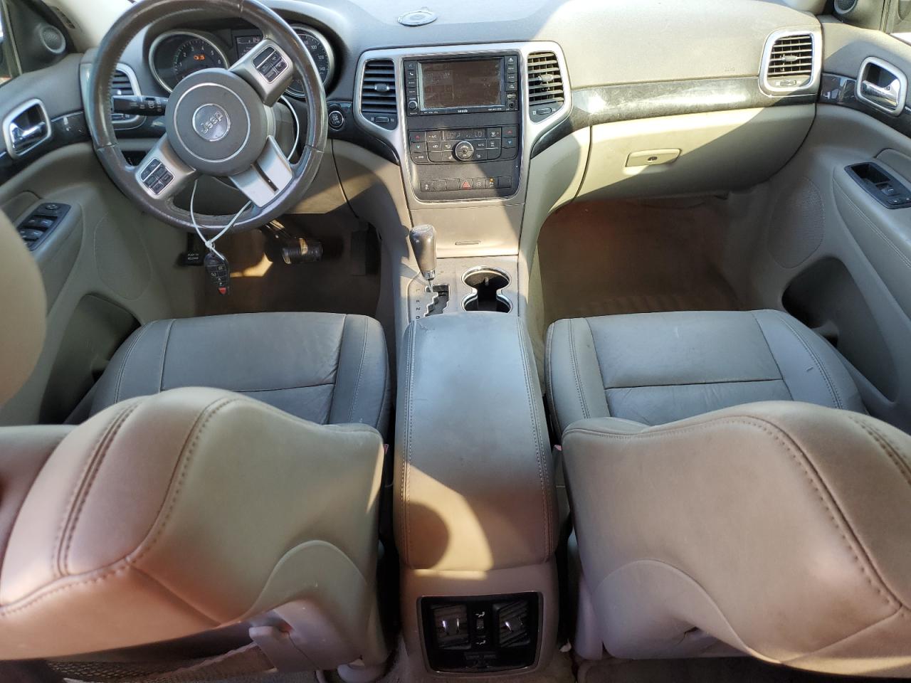 2011 Jeep Grand Cherokee - Image 8