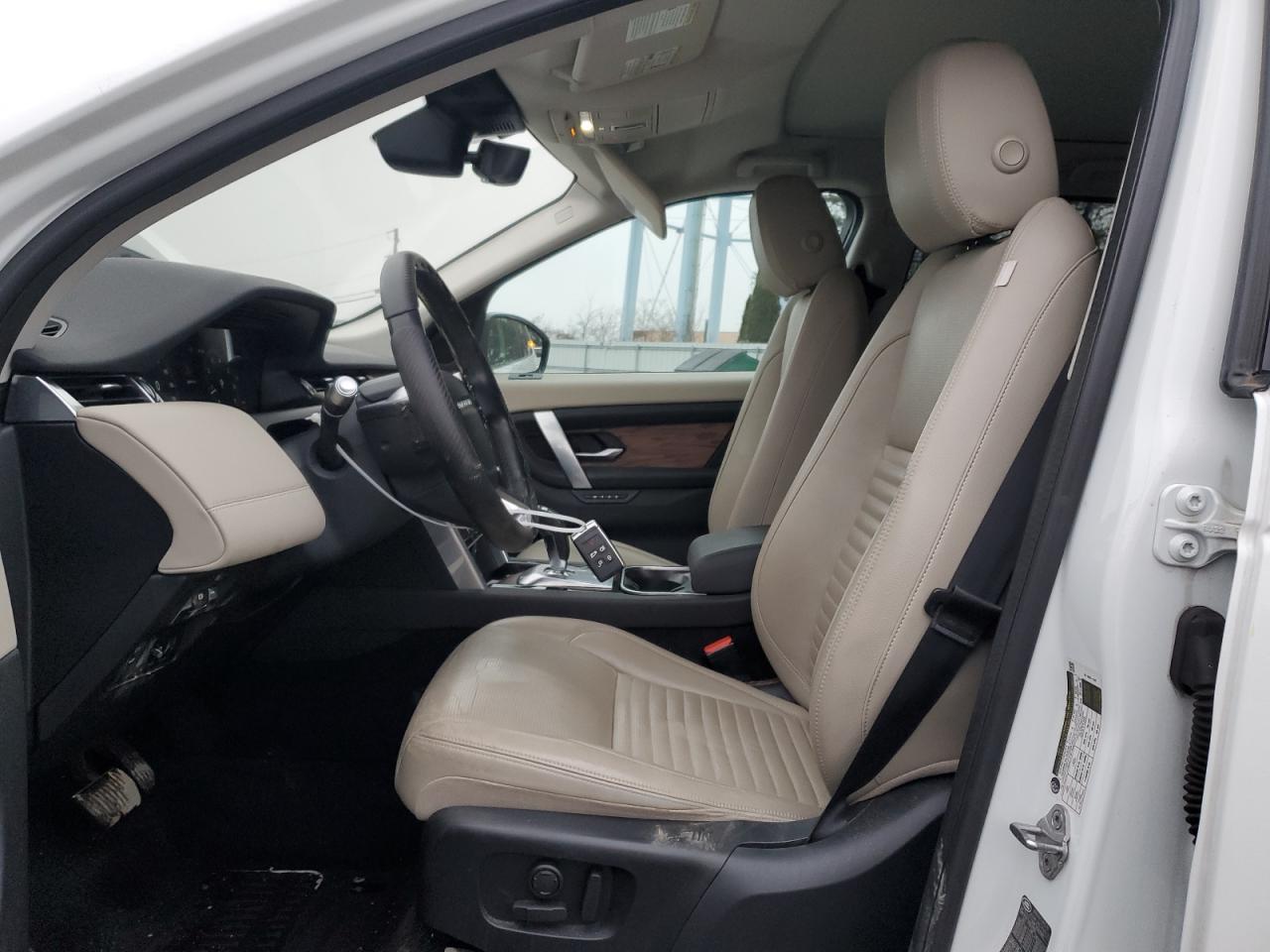 2020 Land Rover Discovery - Image 7