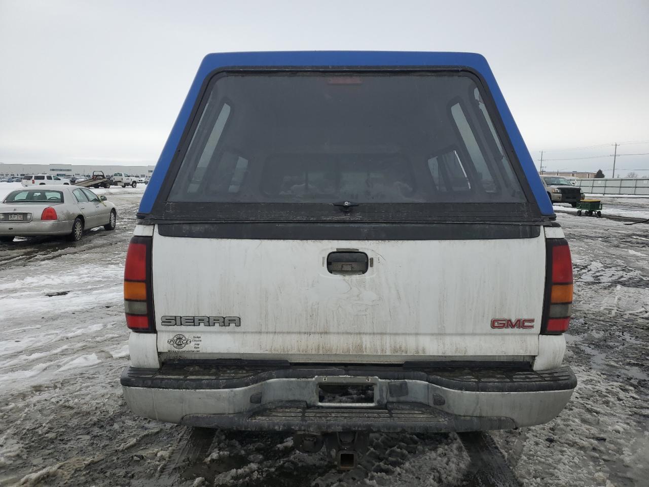 2005 GMC Sierra - Image 6