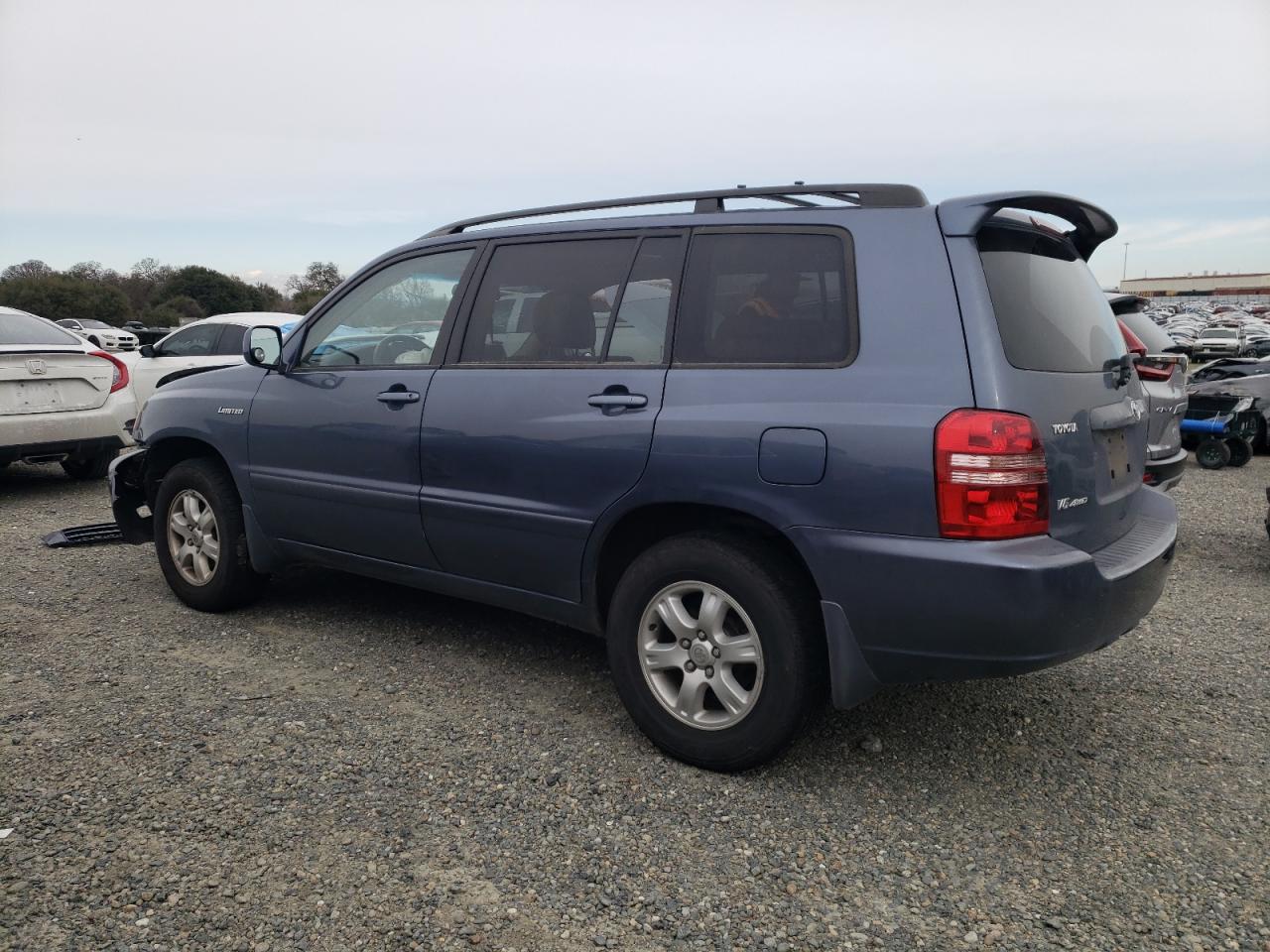 2003 Toyota Highlander - Image 2