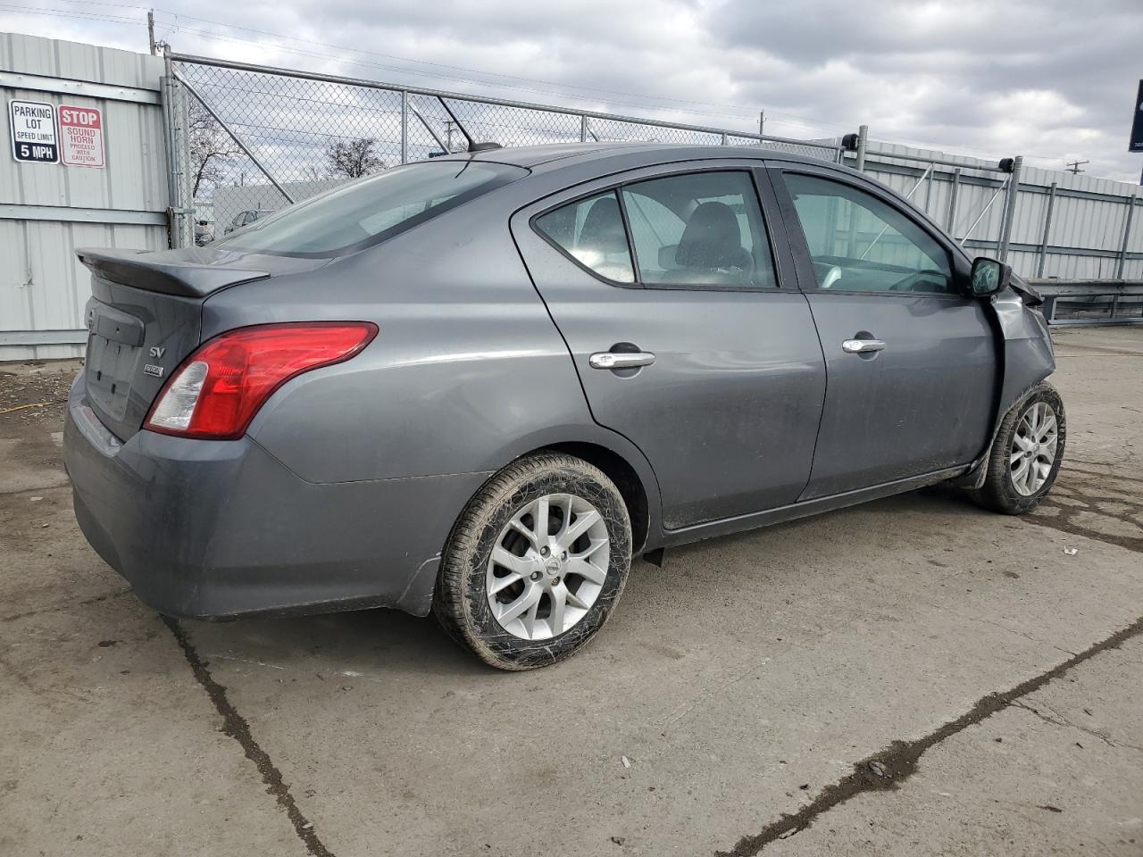 2018 Nissan Versa - Image 3