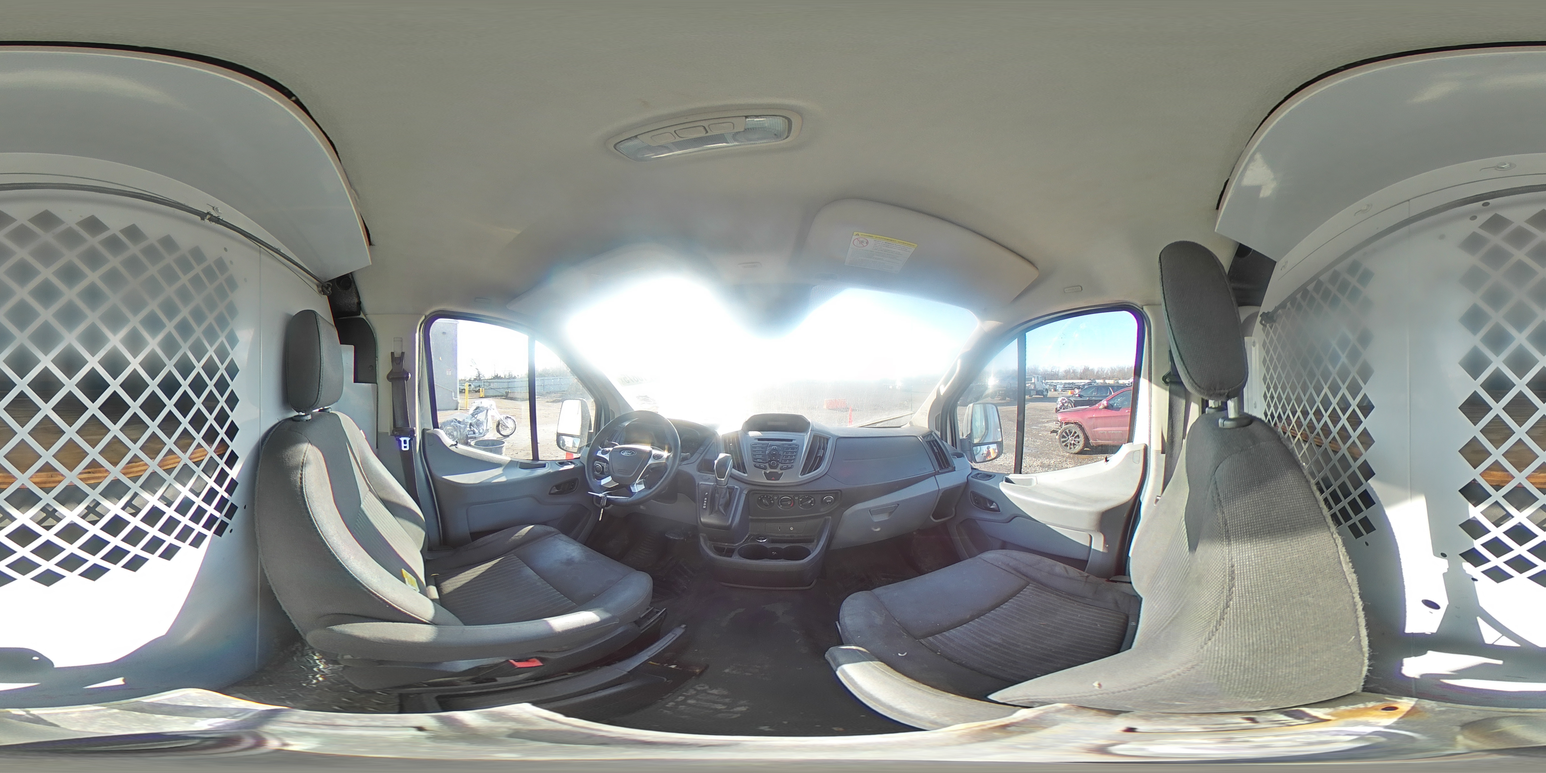2015 Ford Transit - Image 13