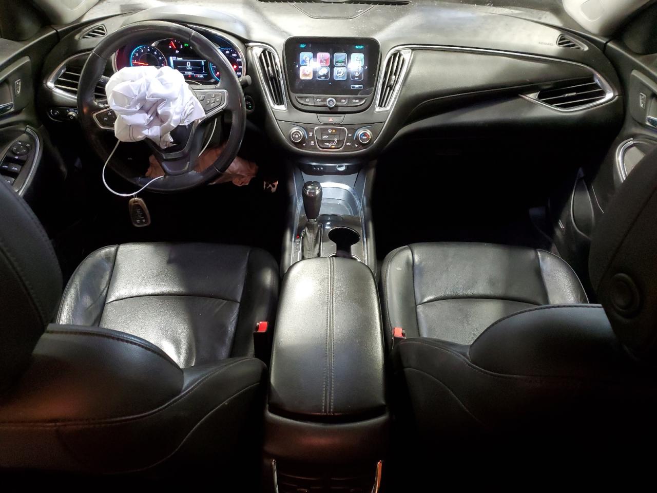 2017 Chevrolet Malibu - Image 8