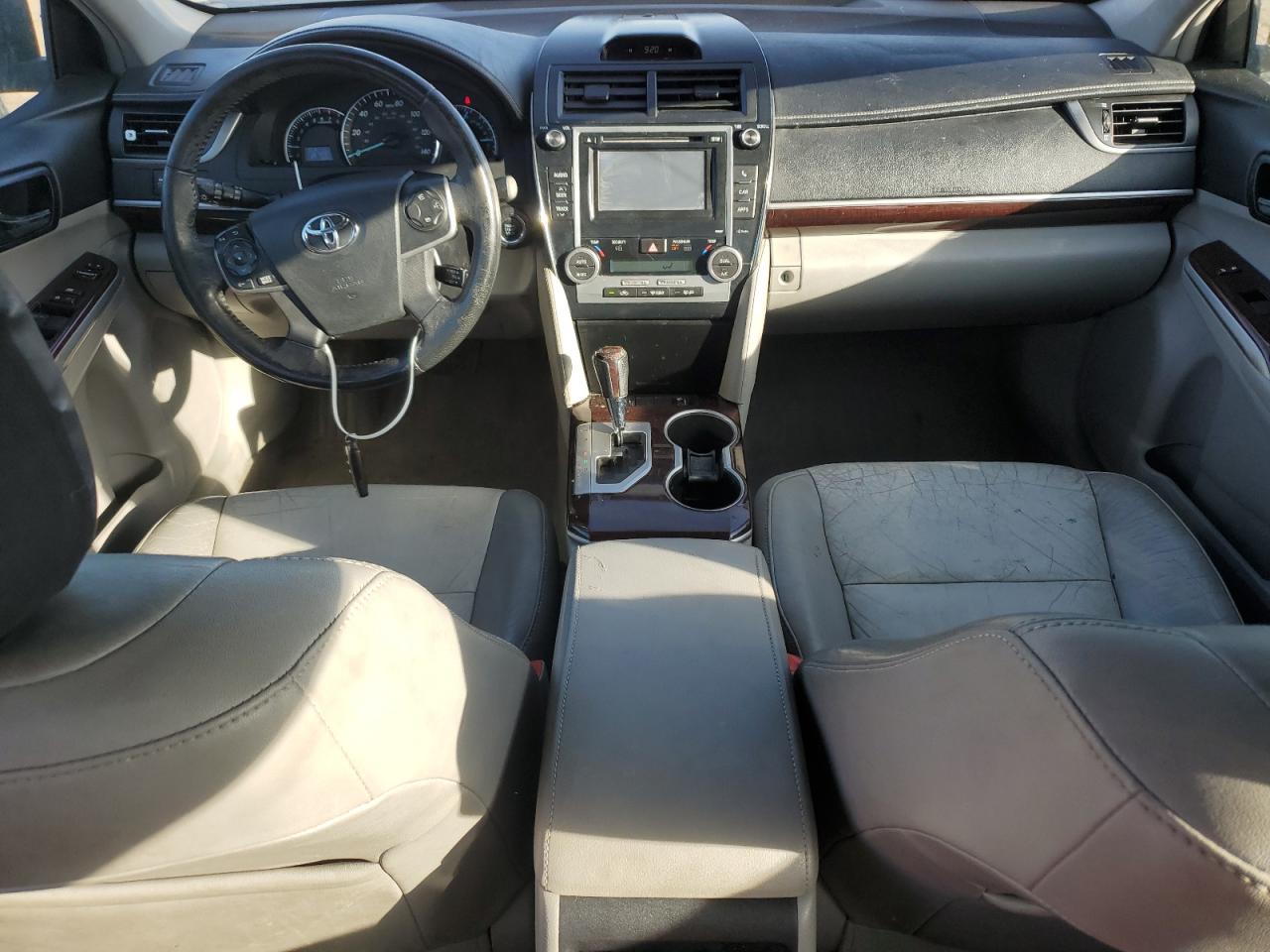 2012 Toyota Camry - Image 8