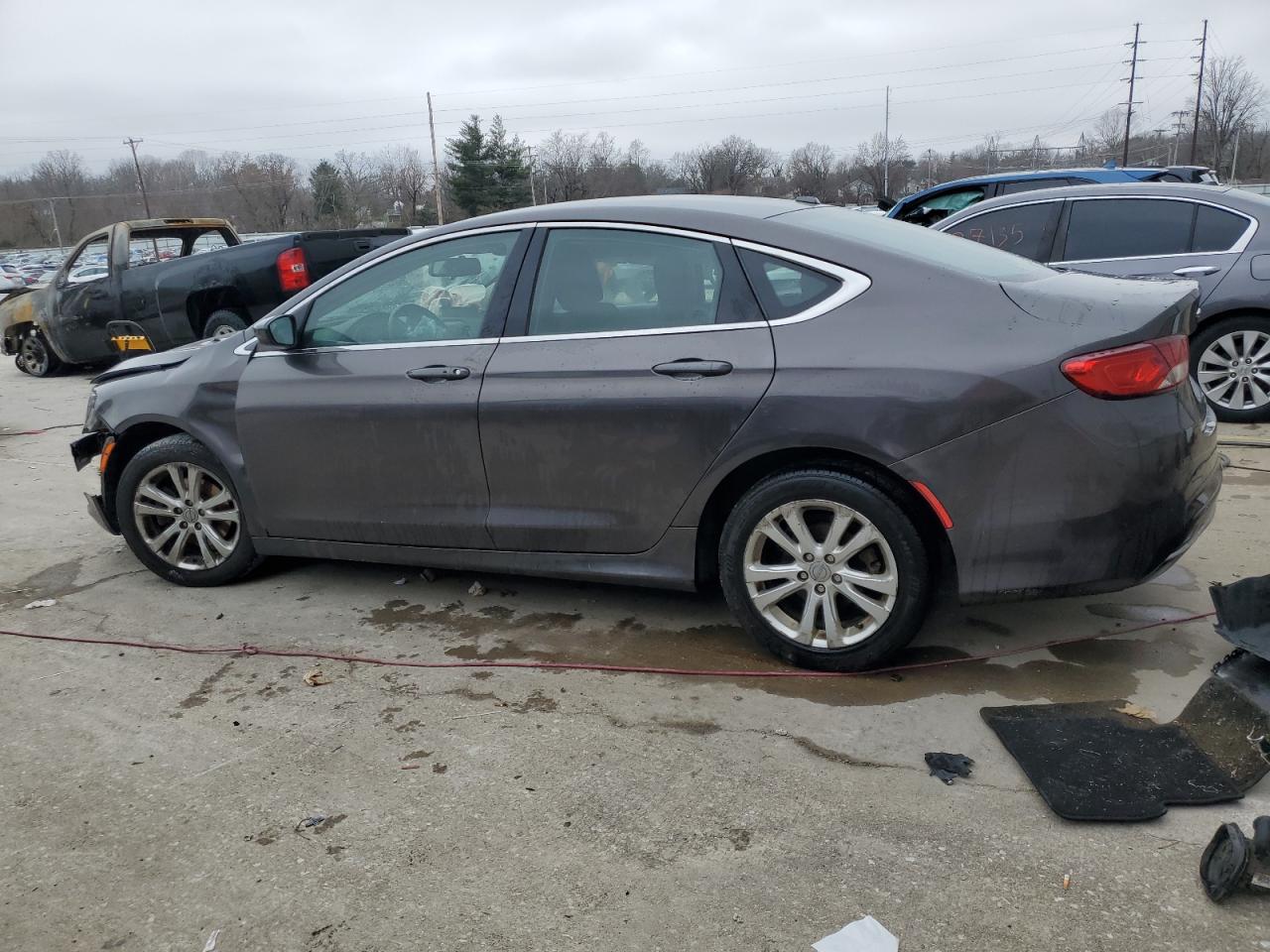 2015 Chrysler 200 - Image 2