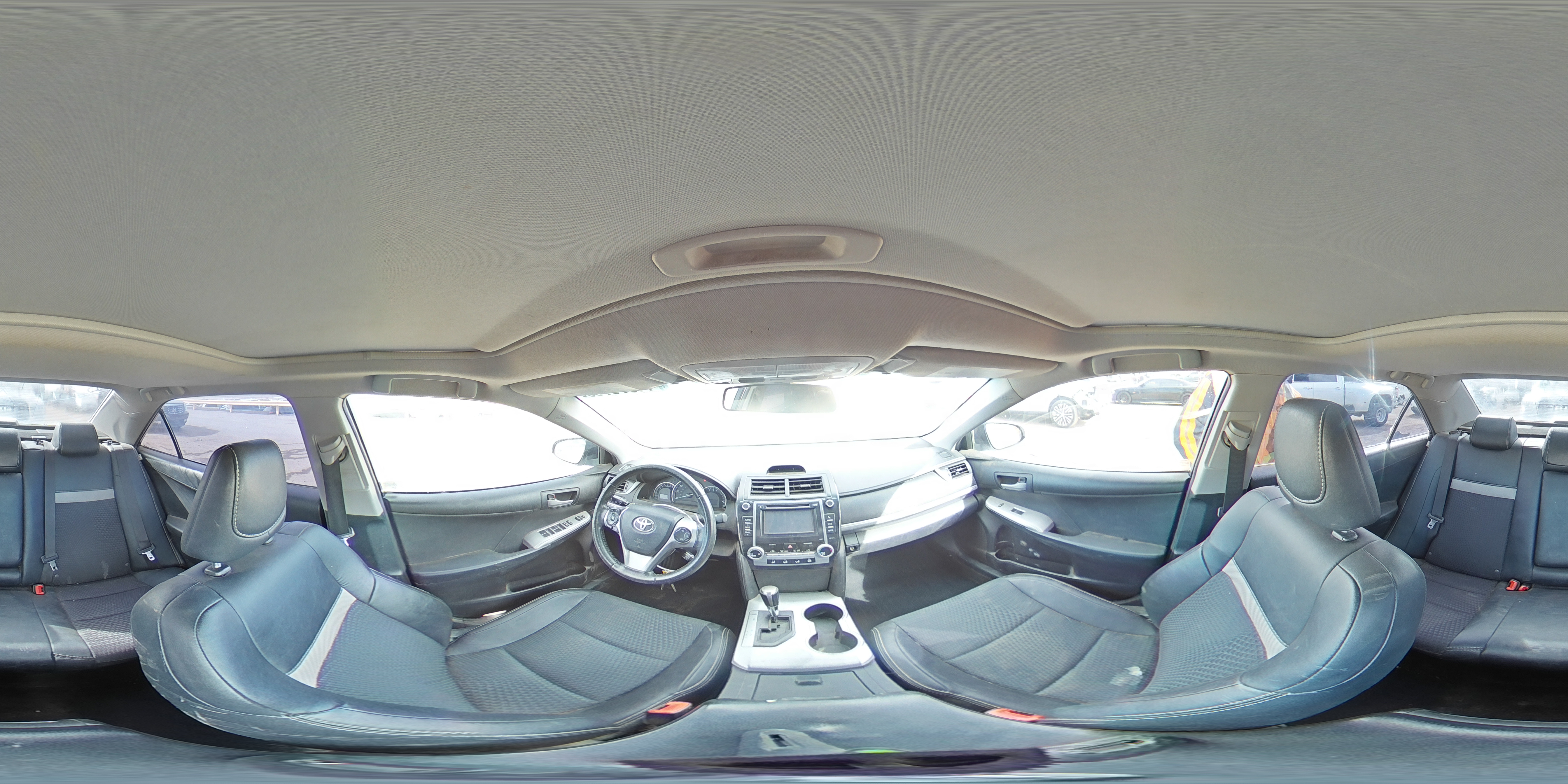 2012 Toyota Camry - Image 15