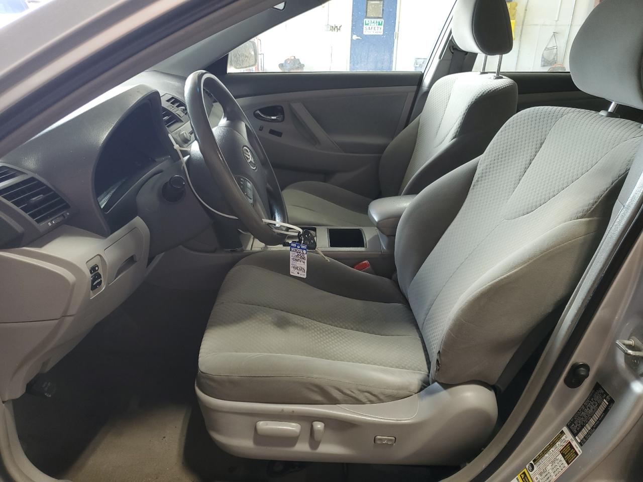 2009 Toyota Camry - Image 7