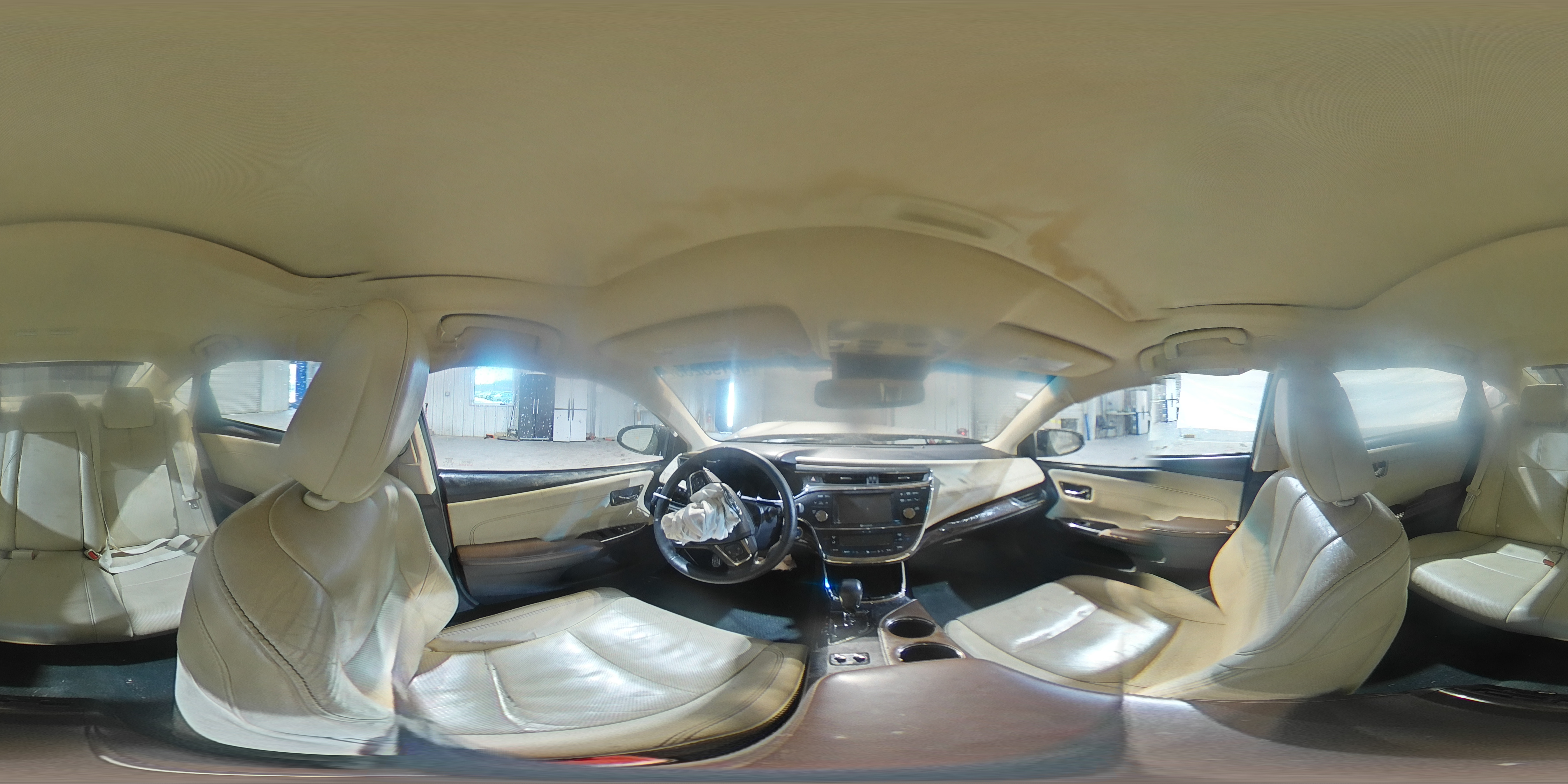 2013 Toyota Avalon - Image 12